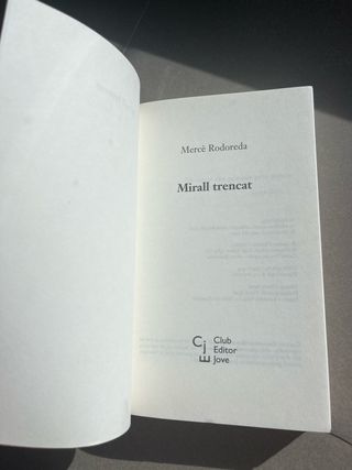 Mirall trencat (Club Editor jove) (Catalan Edit...