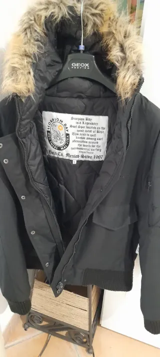 Giacca Scorpion Bay L Nera con cappuccio