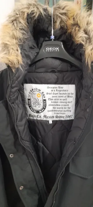 Giacca Scorpion Bay L Nera con cappuccio