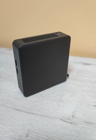 Intel NUC i3 11Gen 16GB RAM 500GB NVMe