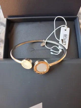 Pulsera Lotus Style Dorada y Blanca