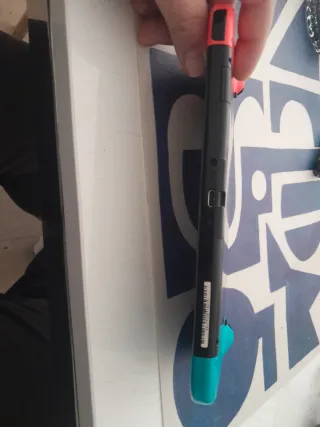 Nintendo Switch Negra y Roja