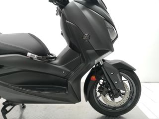 YAMAHA X-MAX 300 2021 13393 kms.