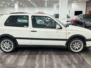 Volkswagen Golf 2.0 GTI