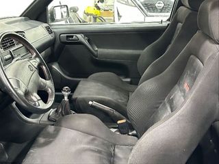 Volkswagen Golf 2.0 GTI
