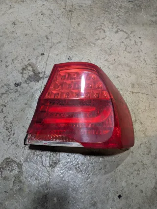 Piloto Trasero Derecho BMW E90