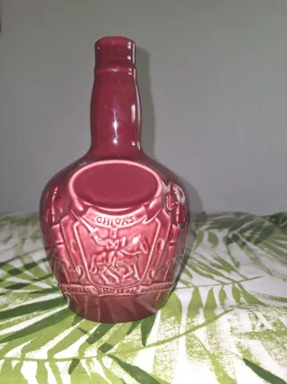 Botella antigua Chivas Regal cerámica