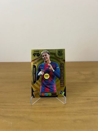 LAMINE YAMAL BALÓN ORO 472 ADRENALYN XL 2025-26