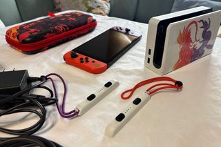 Nintendo Switch OLED Edición Pokémon Escarlata