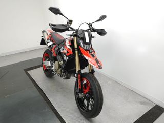 DUCATI HYPERMOTARD 698 MONO 2024 3100 kms.
