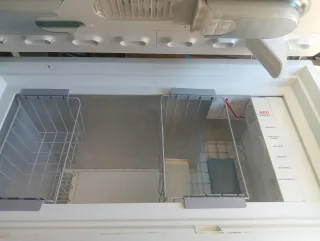 Arcón congelador AEG