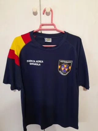 Lote 3 Camisetas Patrulla Águila Talla XL.