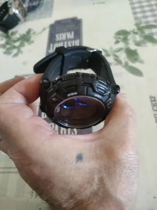 Reloj Q&Q Digital Negro y Azul