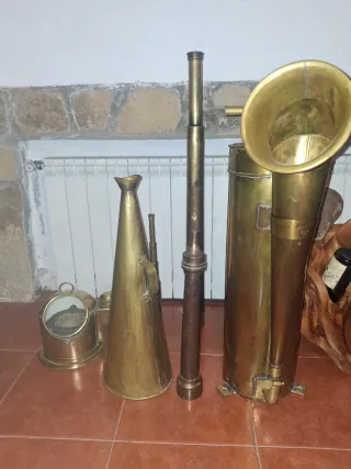 Antigüedades náuticas de latón originales