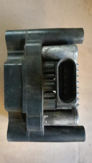 Bobina Encendido VAG 032 905 106B