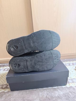 Nike Air More Uptempo Negro