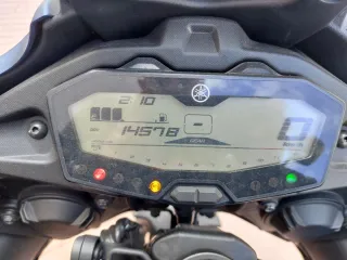 Yamaha Tracer 700 Azul Oscuro