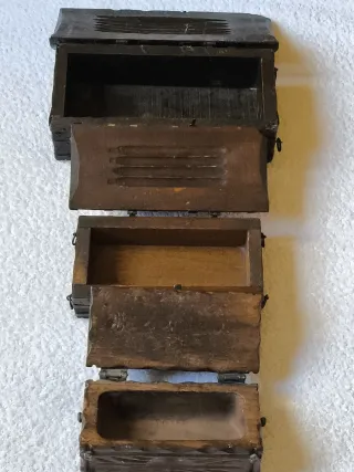 3 ANTIGUOS COFRES BAÚLES HIERRO Y MADERA VINTAGE