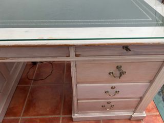 Escritorio madera maciza con cristal