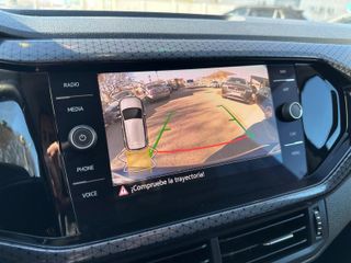 VW T-CROSS R-LINE 150CV AUTOMATICO