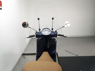 VESPA GTS 300 IE 2021 10590 kms.