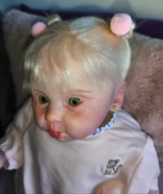 Bebé Reborn kit Princesa Adelaide