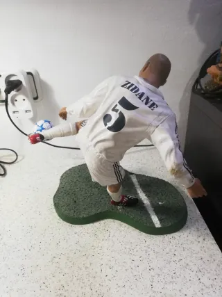 Figura Zidane FtChamps Grande