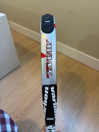 Pala Varlion Avant TI 8.8 Roja