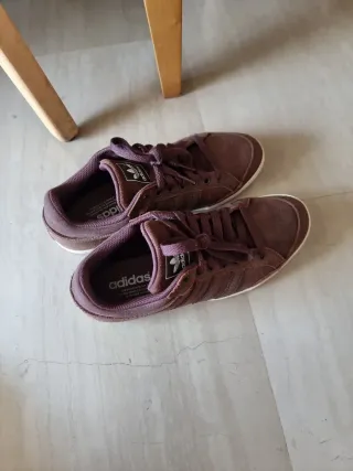 Zapatillas Adidas Marrones