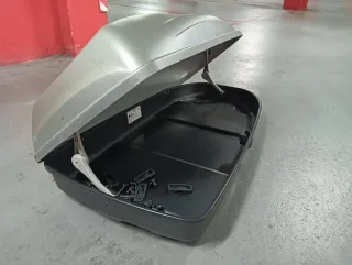 Cofre de techo 130x70x40cm.