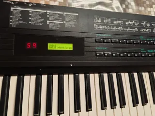 Sintetizador Yamaha DX7s Vintage