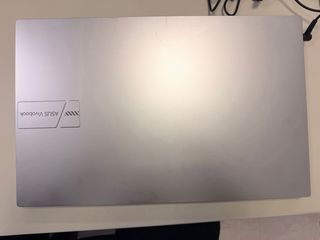 Portátil Asus Vivobook Plata - BIOS Bloqueada