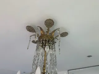 Lámpara antigua de bronce y cristal