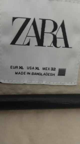 Abrigo Zara Blanco Talla XL