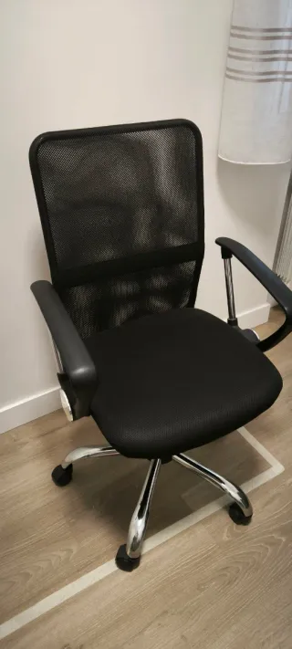 Escritorio con ala plegable y silla Junto o separa