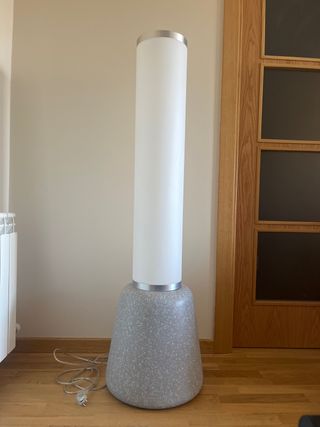 Lámpara de pie moderna