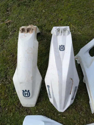 Plásticos Husqvarna 2020-2023