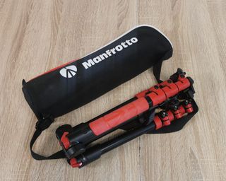 Cámara Sony a7III + 2 objetivos + accesorios (kit)