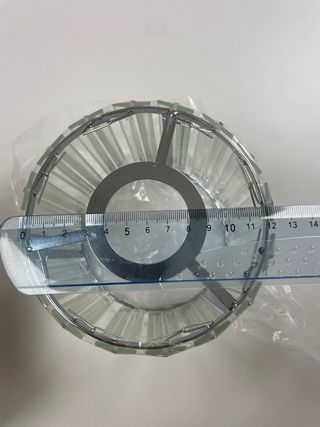 Due Lampadari in vetro trasparente e cromato