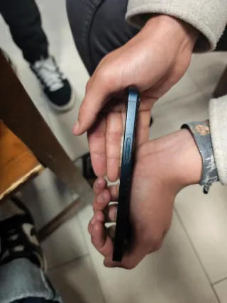 iPhone 13 128GB Space Gray