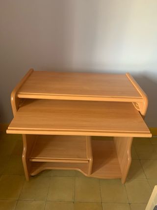 Mueble ordenador madera