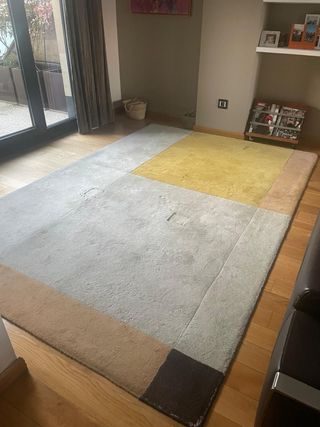 Alfombra grande salón tela geométrica