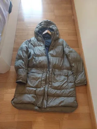 Cazadora acolchada verde oliva