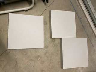 Balda Cuadrada Blanca de madera. Estantería