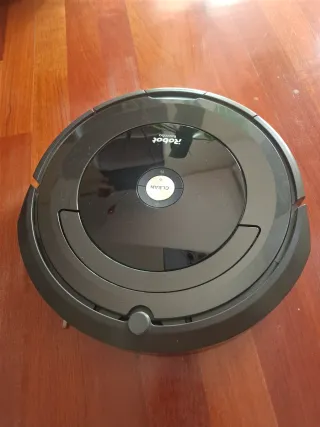 Robot aspirador iRobot Roomba 696