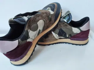 Scarpe Valentino Garavani camouflage.
