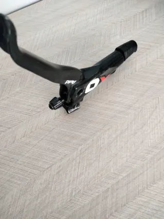 Maneta Freno Avid X0 derecha ,e izquierda