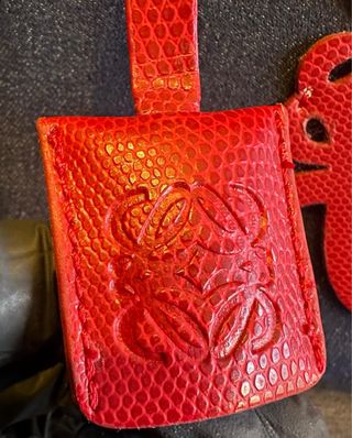 Loewe Amazona 36 Denim y Cuero Rojo