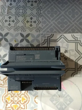 PLC Siemens S7-1200 CPU 1214C