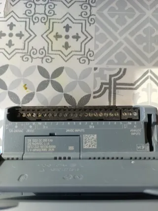 PLC Siemens S7-1200 CPU 1214C